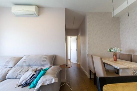 Apartamento à venda com 65m², 2 quartos e 1 vagaSala