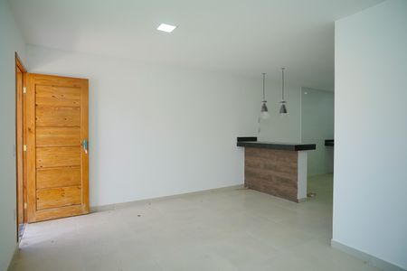 Casa de condomínio para alugar com 92m², 2 quartos e 1 vaga Casa de condomínio para alugar com 92m², 2 quartos e 1 vagaSala