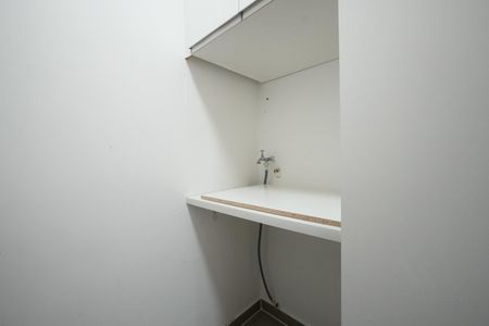 Apartamento à venda com 40m², 2 quartos e 1 vagaÁrea de Serviço