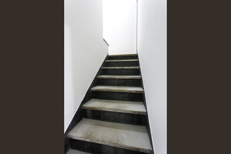 Casa para alugar com 50m², 1 quarto e sem vagaEscada de Acesso