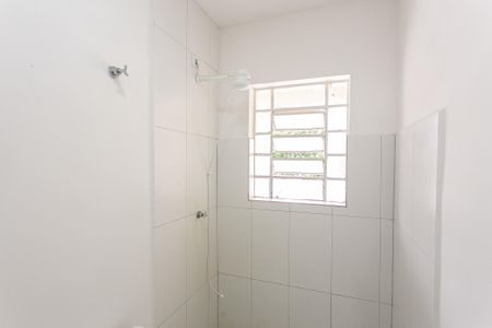 Banheiro de casa para alugar com 1 quarto, 50m² em Cidade Mãe do Céu, São Paulo