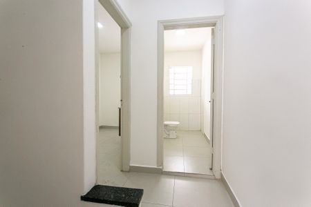 Corredor de casa para alugar com 1 quarto, 50m² em Cidade Mãe do Céu, São Paulo