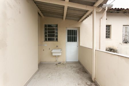 Casa para alugar com 50m², 1 quarto e sem vagaÁrea de Serviço