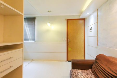Sala de apartamento à venda com 2 quartos, 42m² em Estância Velha, Canoas