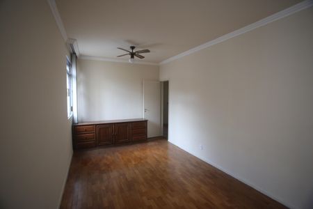 Apartamento para alugar com 110m², 3 quartos e 1 vagaSala