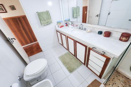 Apartamento à venda com 206m², 3 quartos e 1 vagaBanheiro 1