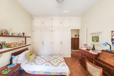 Apartamento à venda com 206m², 3 quartos e 1 vagaQuarto 1