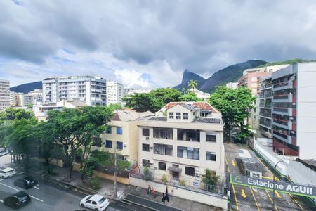 Vista  de apartamento à venda com 3 quartos, 206m² em Botafogo, Rio de Janeiro