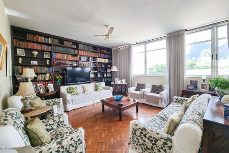 Apartamento à venda com 206m², 3 quartos e 1 vagaSala 