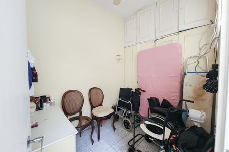 Apartamento à venda com 206m², 3 quartos e 1 vagaQuarto de Serviço 