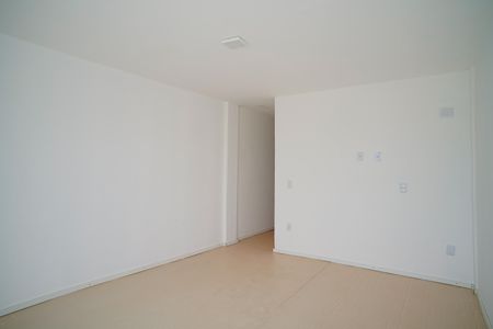 Sala de apartamento para alugar com 2 quartos, 70m² em São José de Imbassai, Maricá