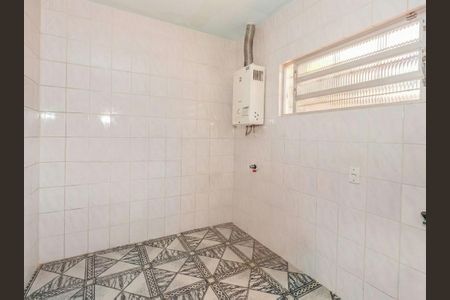 Casa à venda com 146m², 2 quartos e 5 vagas Casa à venda com 146m², 2 quartos e 5 vagasCozinha