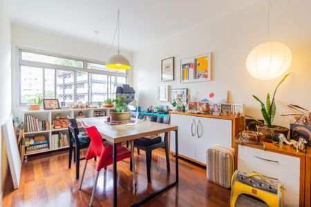 Sala de apartamento para alugar com 2 quartos, 98m² em Vila Madalena, São Paulo