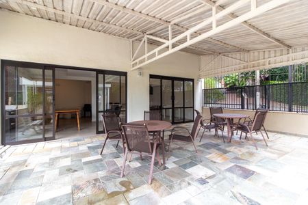 Apartamento para alugar com 98m², 2 quartos e sem vaga Apartamento para alugar com 98m², 2 quartos e sem vagaÁrea comum - Churrasqueira