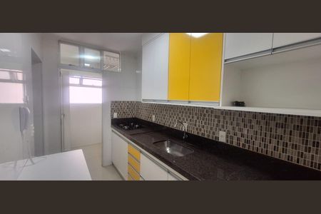 Apartamento à venda com 64m², 1 quarto e sem vaga Apartamento à venda com 64m², 1 quarto e sem vagaCozinha