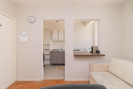 Sala de apartamento à venda com 1 quarto, 40m² em Menino Deus, Porto Alegre