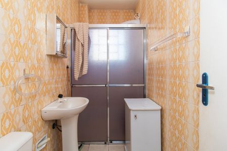 Banheiro de apartamento à venda com 1 quarto, 40m² em Menino Deus, Porto Alegre