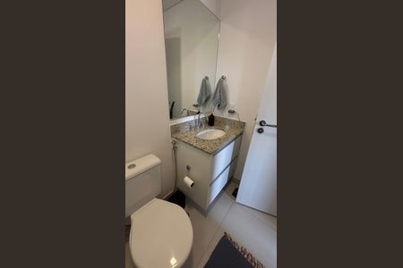 Apartamento à venda com 72m², 2 quartos e 2 vagas Apartamento à venda com 72m², 2 quartos e 2 vagasBanheiro da Suíte 2