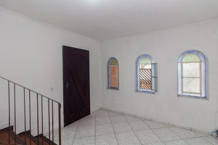 Casa para alugar com 90m², 3 quartos e sem vaga Casa para alugar com 90m², 3 quartos e sem vagaSala