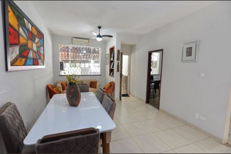 Sala de casa à venda com 4 quartos, 260m² em Vila Isabel, Rio de Janeiro