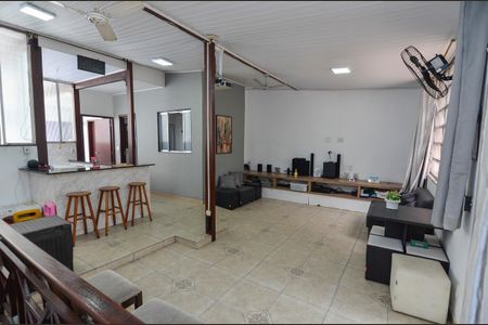 Casa à venda com 260m², 4 quartos e 1 vagaTerraço