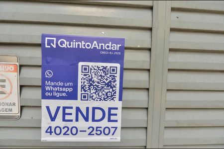 Casa à venda com 260m², 4 quartos e 1 vagaFachada