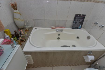 Casa à venda com 260m², 4 quartos e 1 vagaBanheiro 2