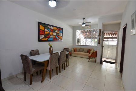 Sala de casa à venda com 4 quartos, 260m² em Vila Isabel, Rio de Janeiro