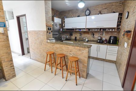 Casa à venda com 260m², 4 quartos e 1 vagaCozinha