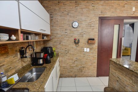 Casa à venda com 260m², 4 quartos e 1 vagaCozinha