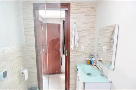 Casa à venda com 260m², 4 quartos e 1 vagaBanheiro da Suíte 1