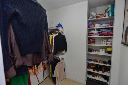 Casa à venda com 260m², 4 quartos e 1 vagaCloset do Quarto 2