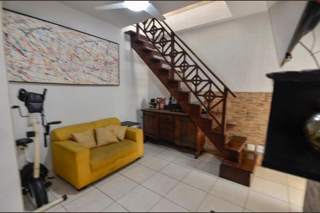 Casa à venda com 260m², 4 quartos e 1 vagaSala
