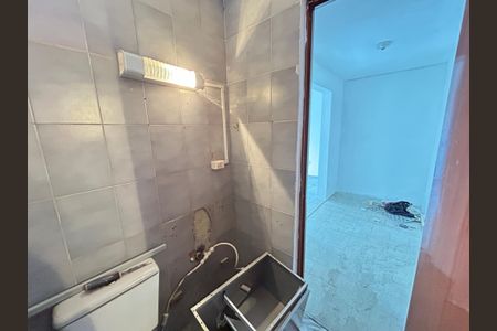 Casa para alugar com 80m², 2 quartos e sem vagaBanheiro
