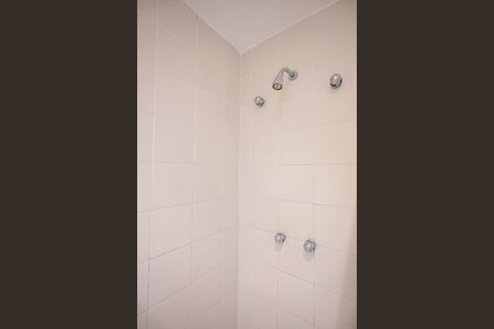 Apartamento à venda com 128m², 3 quartos e 2 vagasChuveiro do Banheiro