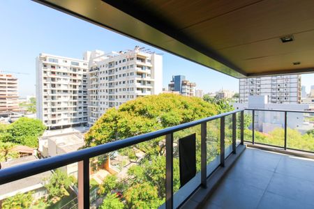 Apartamento à venda com 107m², 2 quartos e 2 vagasSala