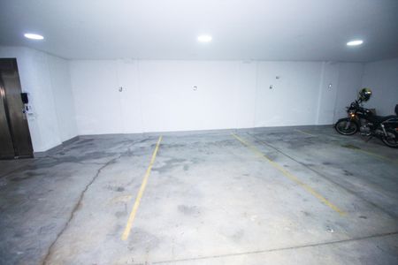 Apartamento para alugar com 85m², 2 quartos e 1 vagaGaragem