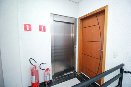Apartamento para alugar com 85m², 2 quartos e 1 vagaElevador