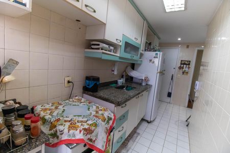 Apartamento para alugar com 63m², 2 quartos e 1 vagaCozinha e Área de Serviço