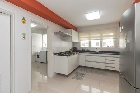 Apartamento à venda com 315m², 4 quartos e 4 vagasCozinha