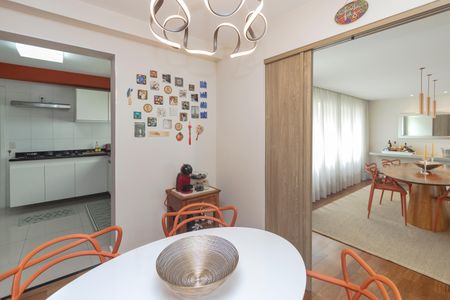 Apartamento à venda com 315m², 4 quartos e 4 vagasCopa