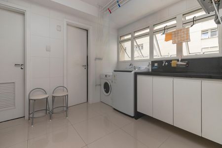 Apartamento à venda com 315m², 4 quartos e 4 vagasÁrea de Serviço