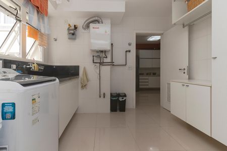 Apartamento à venda com 315m², 4 quartos e 4 vagasÁrea de Serviço