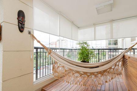 Apartamento à venda com 315m², 4 quartos e 4 vagasVaranda