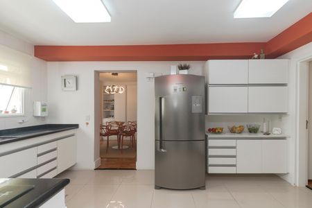 Apartamento à venda com 315m², 4 quartos e 4 vagasCozinha