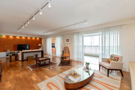 Sala de apartamento à venda com 4 quartos, 315m² em Santo Amaro, São Paulo