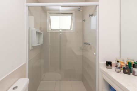 Apartamento à venda com 315m², 4 quartos e 4 vagasBanheiro da Suíte 3