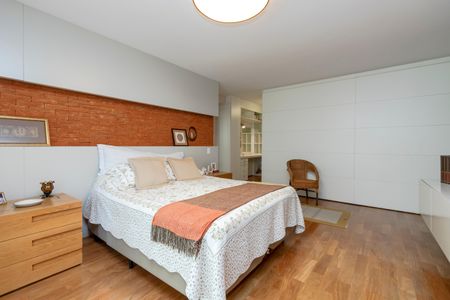 Apartamento à venda com 315m², 4 quartos e 4 vagasSuíte 1
