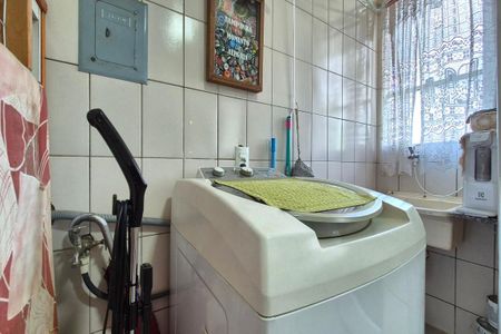 Apartamento à venda com 60m², 2 quartos e 1 vagaÁrea de Serviço 