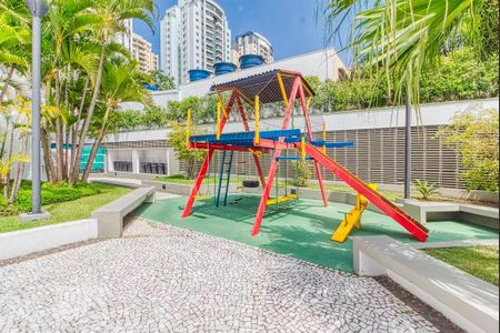 Apartamento para alugar com 70m², 1 quarto e 1 vaga Apartamento para alugar com 70m², 1 quarto e 1 vagaÁrea comum - Playground